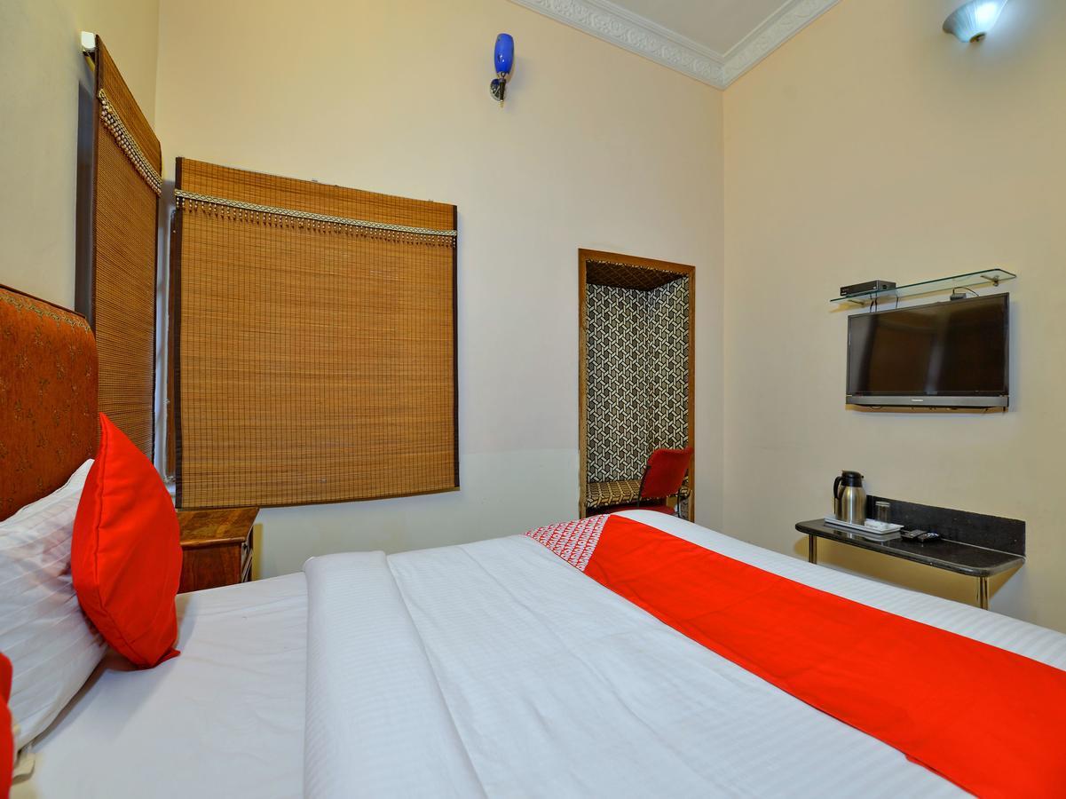 Oyo 9900 Hotel Pioneer Plaza จ๊อดปูร์ ภายนอก รูปภาพ
