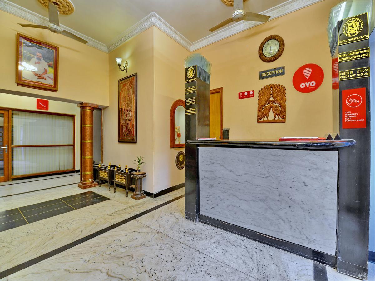 Oyo 9900 Hotel Pioneer Plaza จ๊อดปูร์ ภายนอก รูปภาพ