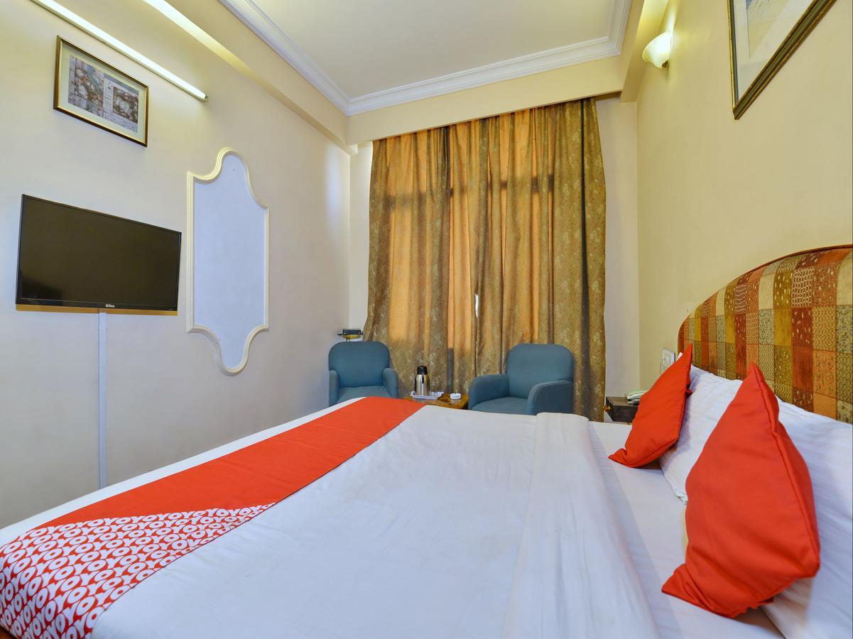 Oyo 9900 Hotel Pioneer Plaza จ๊อดปูร์ ภายนอก รูปภาพ