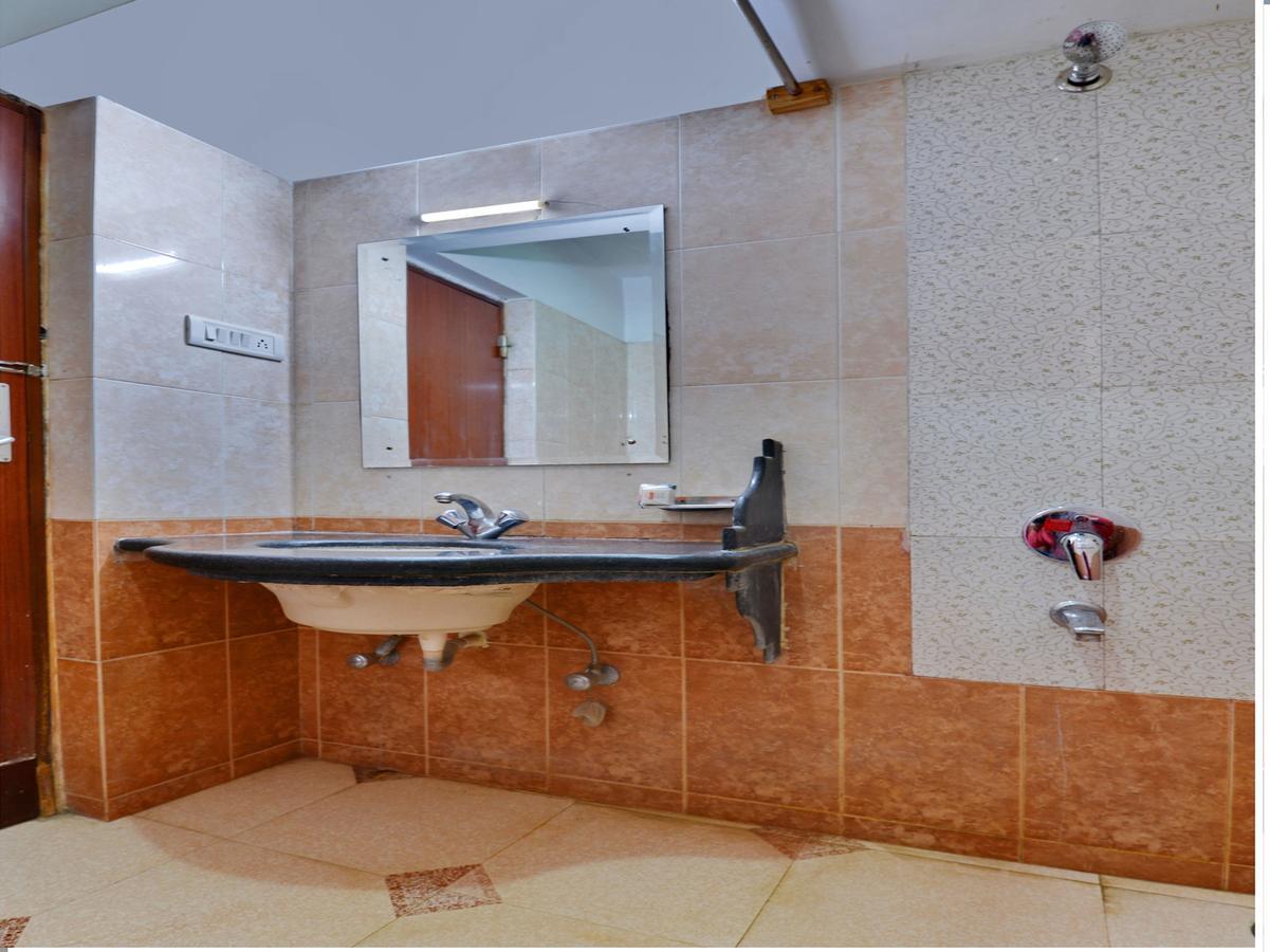 Oyo 9900 Hotel Pioneer Plaza จ๊อดปูร์ ภายนอก รูปภาพ