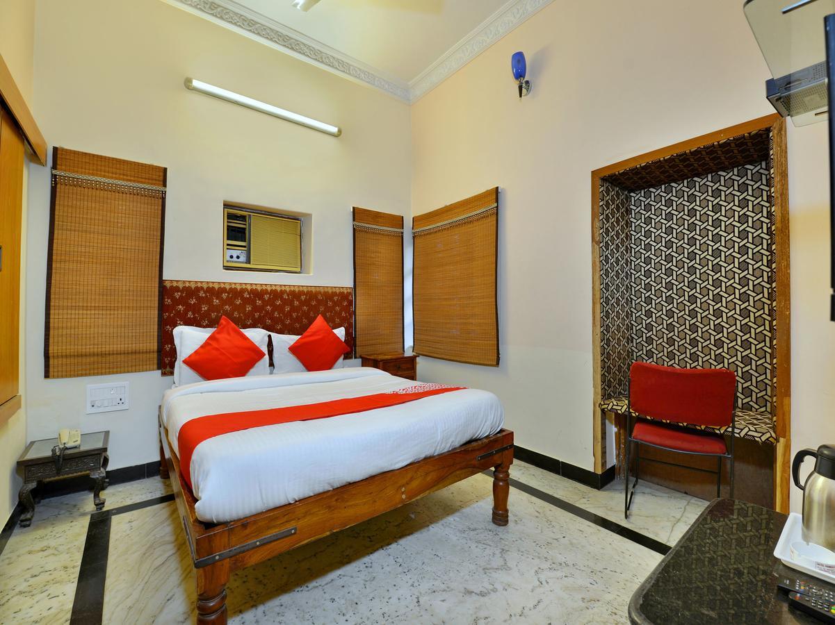 Oyo 9900 Hotel Pioneer Plaza จ๊อดปูร์ ภายนอก รูปภาพ