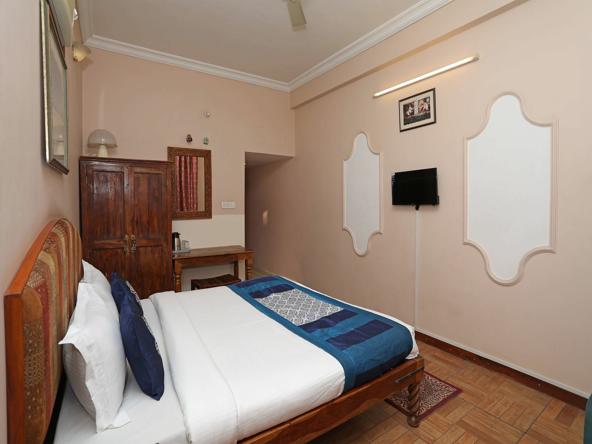 Oyo 9900 Hotel Pioneer Plaza จ๊อดปูร์ ภายนอก รูปภาพ