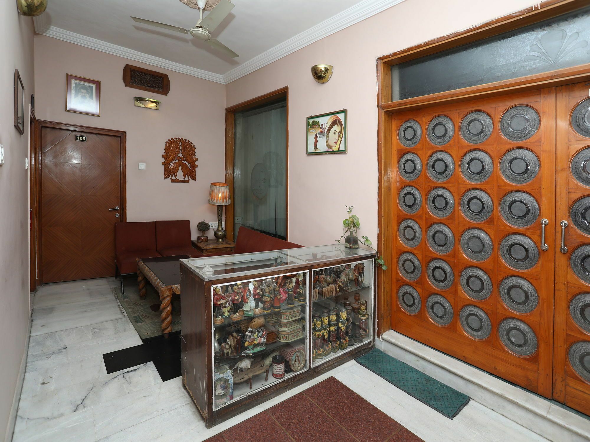 Oyo 9900 Hotel Pioneer Plaza จ๊อดปูร์ ภายนอก รูปภาพ